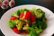 蒜泥西兰花的美食做法（健康美味，营养丰富）