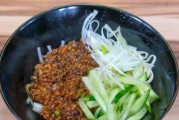 自创美味记忆炸酱面（重拾味觉记忆，留住家的味道）