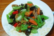 香芹木耳炒白干，美味又健康（简单易学，轻松营养，菜肴美味）