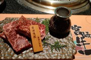 日式炸豆腐制作全攻略（打造鲜香脆爽的日式小吃美味）
