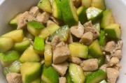 肉末西葫芦的美味做法（健康蔬菜与香糯肉末的完美融合）