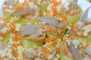 美味可口的虾仁酿丝瓜（健康营养的佳肴，让你爱上吃蔬菜）