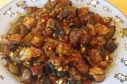 肉末酱茄子的家常做法（快手下饭，又营养美味）