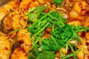 无水焖锅的做法（掌握关键步骤，烹饪美味佳肴）