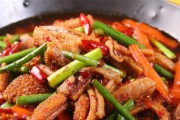 热辣口感，诱人入味——香辣牛肚火锅的做法（辣椒的魅力，在这里体现）