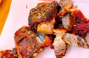 美味紫甘蓝梅花糕的制作方法（用新鲜紫甘蓝打造的美食佳品，口感细腻，清香四溢）