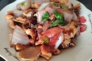 鱿鱼香肠的制作方法（自制美味鱿鱼香肠，欢迎来试一试！）