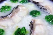 自制美味小米鱼片粥（简单易学、健康美味，轻松享受清爽味道）