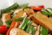 香干炒出美味——爆炒香干的做法（让你体验不同的口感享受/）