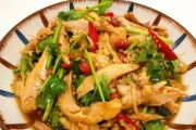 手撕鸡腿，让你品尝原汁原味的美味佳肴（一份简单易学的手撕鸡腿制作教程）