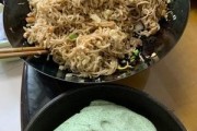 手工制作炸笋饼，美味又营养（传统美食做法大公开，做出美味炸笋饼的秘诀）