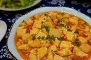 美味虾仁烧豆腐（家庭料理好滋味）