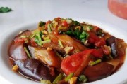 蒜蓉酱烧茄条的做法（清爽可口的夏日美食）