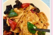 小油菜呛豆皮的做法（用爆炒小油菜与豆皮的组合，让味蕾沉醉在美味中）