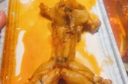 如何制作正宗四川麻辣火锅？（学会这些技巧，轻松做出美味的麻辣火锅！）