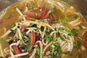 酸菜牛肉米粉的制作方法（享受美味的酸辣口感）