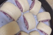紫薯馒头卷的做法（一份美味，三重享受）