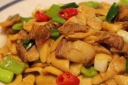 清爽美味的杏鲍菇豆腐干炒肉丝（健康营养，简单易做的家常美食）