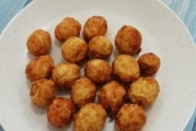 软炸鹌鹑蛋的美味做法（尝鲜美味、简单易学）