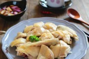 学做白切鸡，带你入门（掌握白切鸡的制作技巧，做出美味的清淡佳肴）