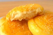 一步步教你制作美味的咸酥烧饼（从准备材料到烘烤，手把手教你制作口感绝佳的咸酥烧饼！）