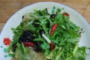健康美味——蒜拌苦菊（味道独特，营养丰富，易于制作）