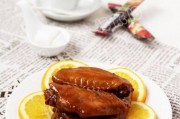 美味的香煎鸡翅鸡胸肉（简单易学的烹饪技巧让你轻松入手）