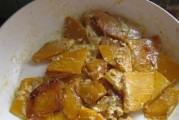咸鸭蛋煨南瓜，美味健康又简单（古法烹调，咸鲜与甜香的完美平衡）