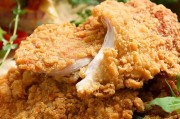 原味鸡排的烹饪技巧（教你如何制作出外皮酥脆、口感鲜嫩的原味鸡排）