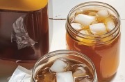胎菊冰糖炖雪梨的制作方法（营养健康清润味美）