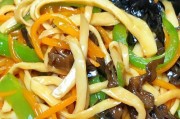 美味又健康！学习素炒玉米三丁的做法（以素食为主，享受美食乐趣）