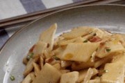 鲜嫩可口，以鲜笋鸡肉酱为主角的美食佳肴（做法详解，鸡肉和鲜笋的巧妙结合）
