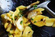 如何以香炒木瓜制作美味佳肴（香味四溢的木瓜炒菜，健康美味又易于制作）
