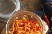 如何制作美味的腌桔皮（以鲜香橙皮入味，品味满满的果香）